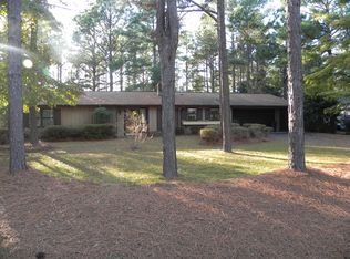20 Par Dr, Whispering Pines, NC 28327