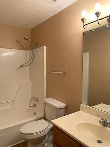 730 McNeece St — Photo 14