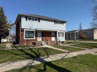 20351 E Eight Mile Rd, Saint Clair Shores, MI
