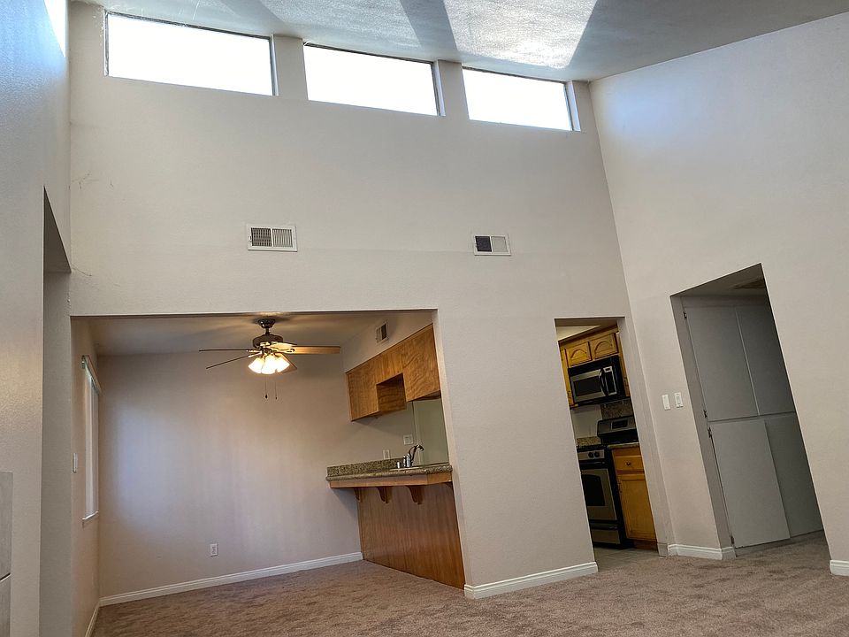 1st image of 500 White Ln