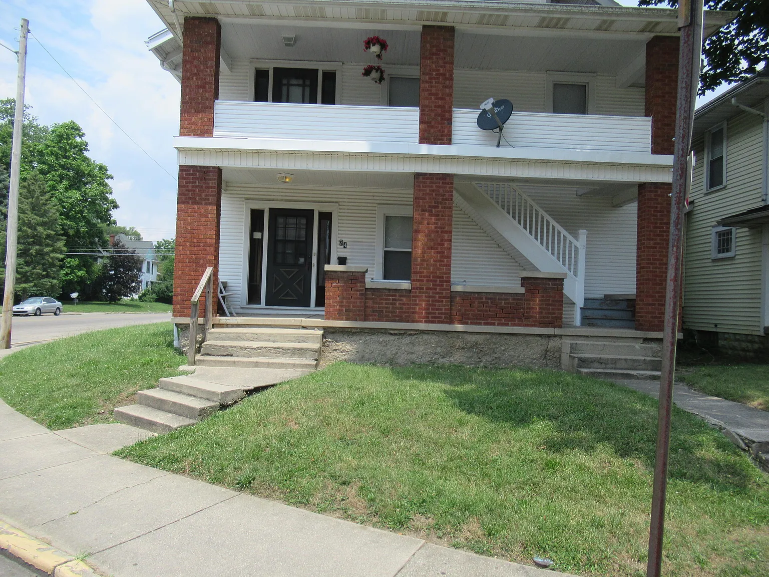 72-74 W Perrin Ave photo 1