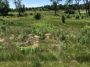 1421 W Longwood Dr, Bull Valley, IL 60098