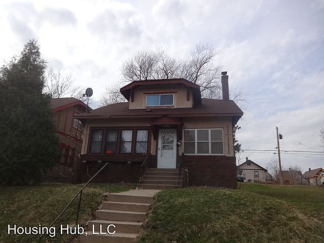 1st image of 3511 Dupont Ave N