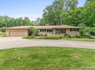 3151 Fillmore St, Jenison, MI 49428