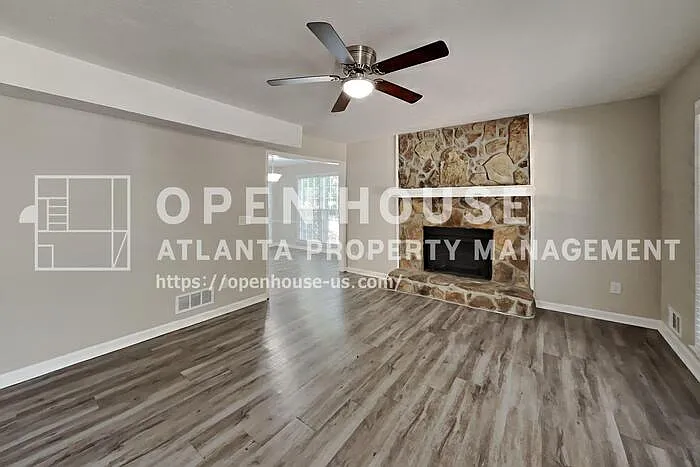 1285 Grayland Hills Dr — Photo 3