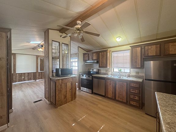 4th image of 1360 N Dixie Downs Rd #28