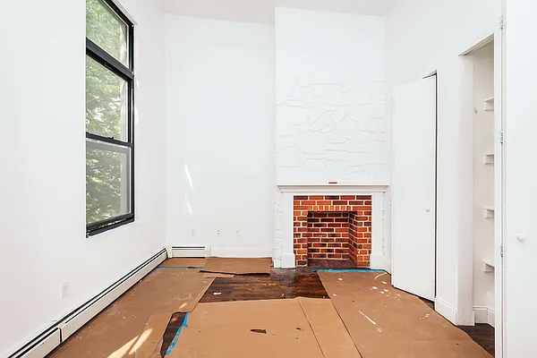 Rented by Nooklyn NYC LLC | media 45