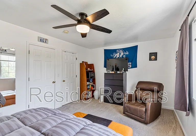 1637 Talon Dr #1 — Photo 12