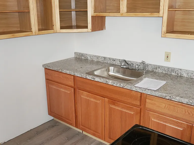 91 1st St #2 — Photo 7
