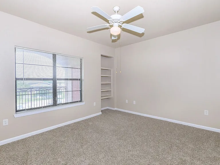 Amelia Parc — Photo 34