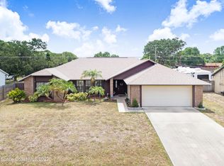 1063 Lamplighter Dr NW, Palm Bay, FL 32907
