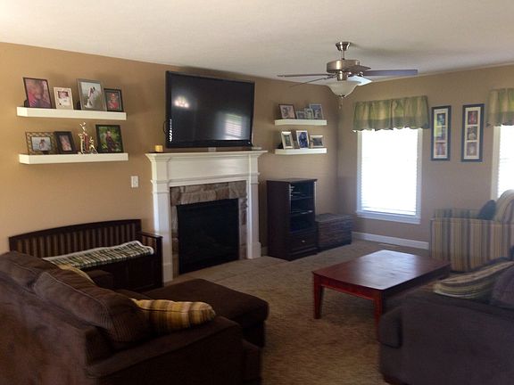 2nd image of 29830 Sommerwood Ct