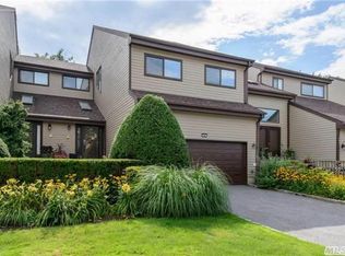 58 The Gln, Glen Head, NY 11545