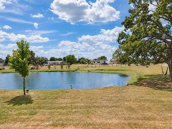 3rd image of 4749 Sagebrush Dr