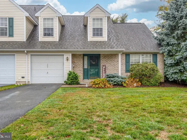 386 Farmview Ln, Mount Joy, PA 17552
