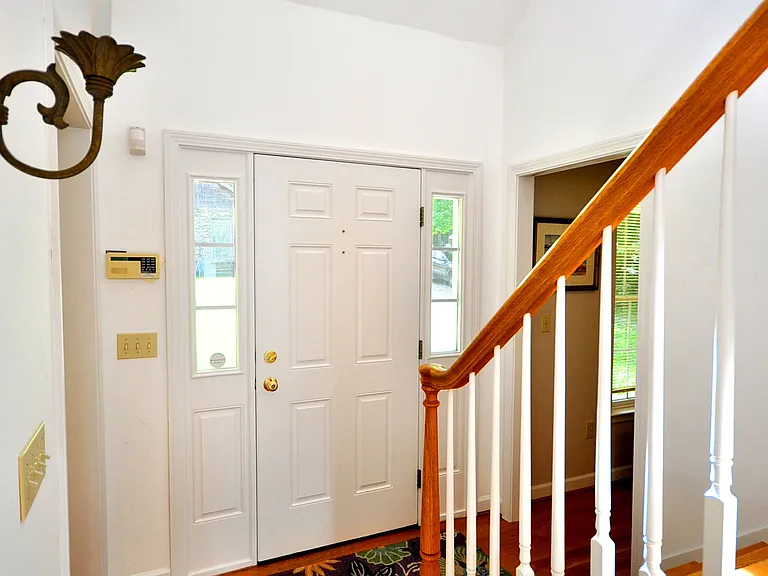 72 Sandy Beach Rd — Photo 15