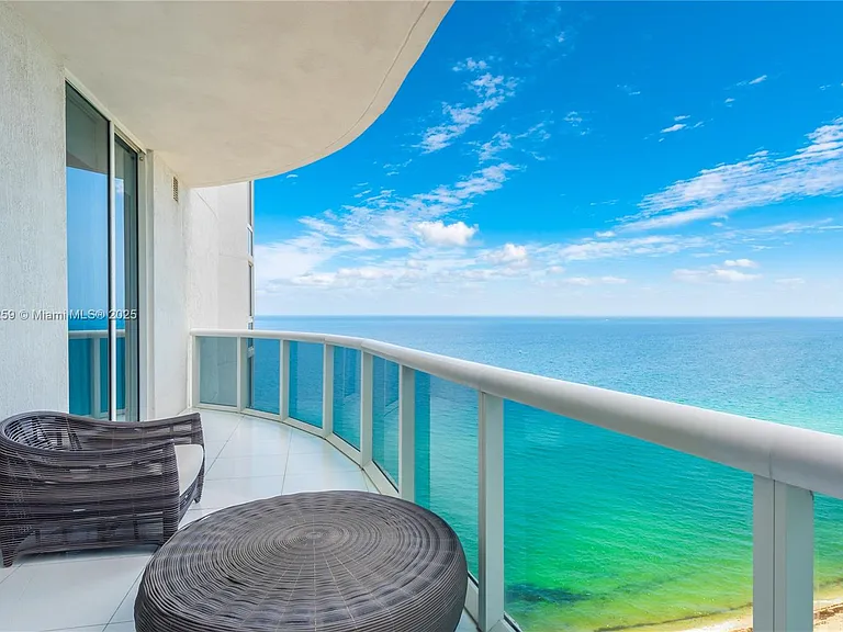 15811 Collins Ave #1702 — Photo 30