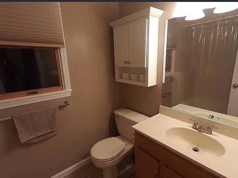 9 Wisteria Ln — Photo 4