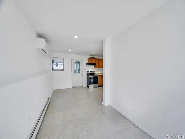 20 Handsome Ave — Photo 5