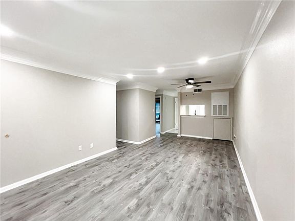5th image of 2301 Edenborn Ave APT 106