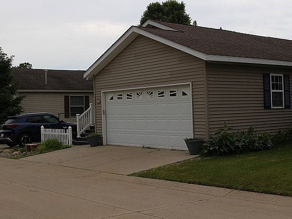 2nd image of 2729 Sandbar Ct