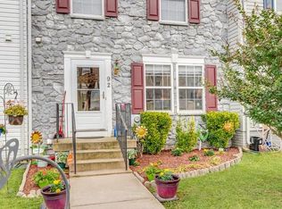 92 Dunlap Dr, Charles Town, WV 25414