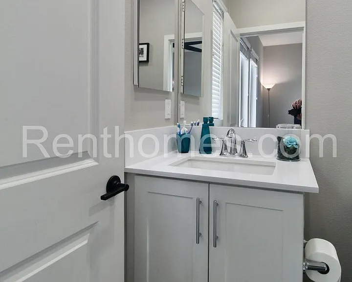 11007 Evelyn Way — Photo 15