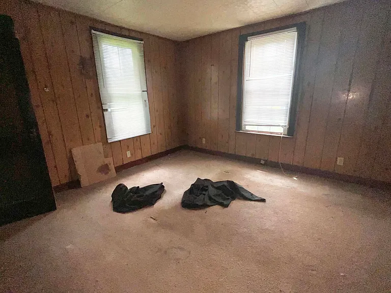 211 Judith Ln — Photo 8