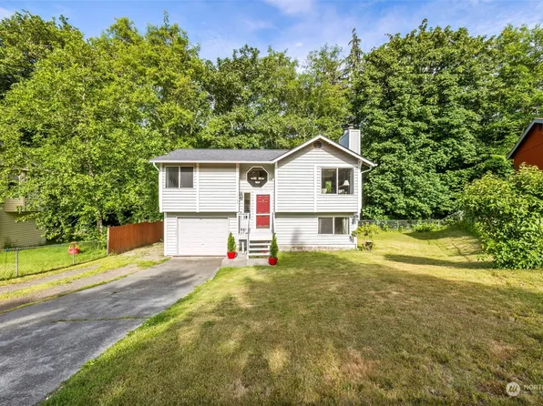 7766 E Van Buren Street, Port Orchard, WA 98366