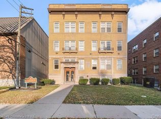 590 Parkview Dr APT 1, Detroit, MI 48214