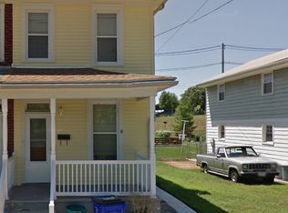329 Valley Rd, Hagerstown, MD 21740
