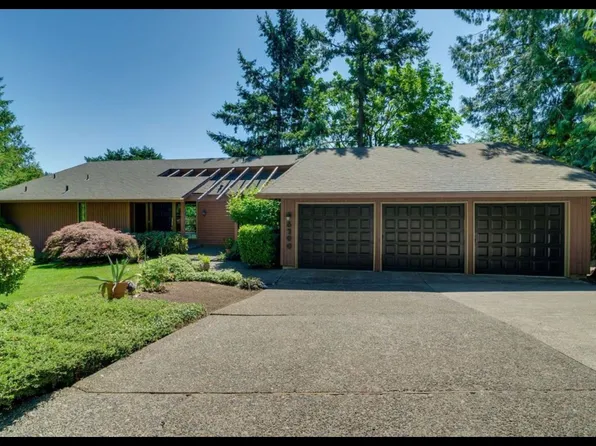 6790 SW Raleighview Ct, Portland, OR 97225