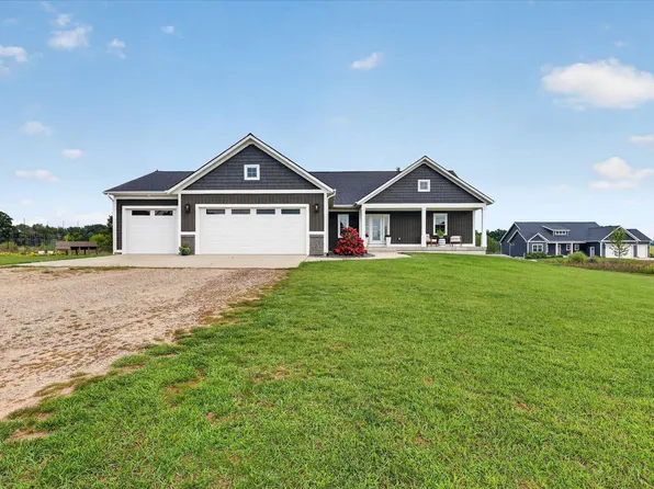 11290 Stout Ave NE, Rockford, MI 49341