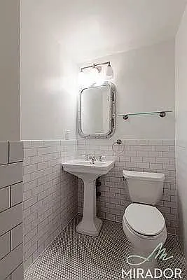 Rented by Mirador Real Estate | media 31