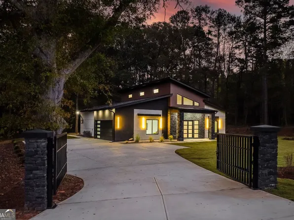 670 Loganville Hwy, Winder, GA 30680