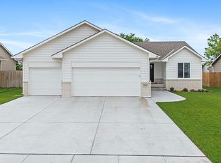 14222 W Ridgepoint St, Wichita, KS 67235