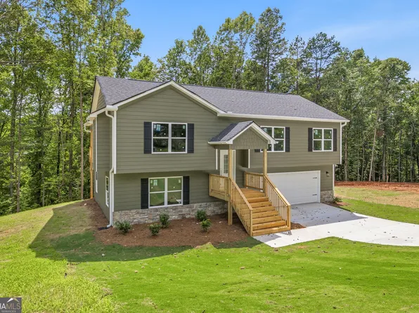 284 Stonington Dr, Mount Airy, GA 30563