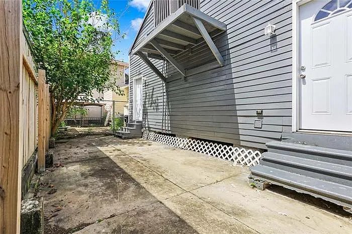 1580 N Miro St — Photo 5