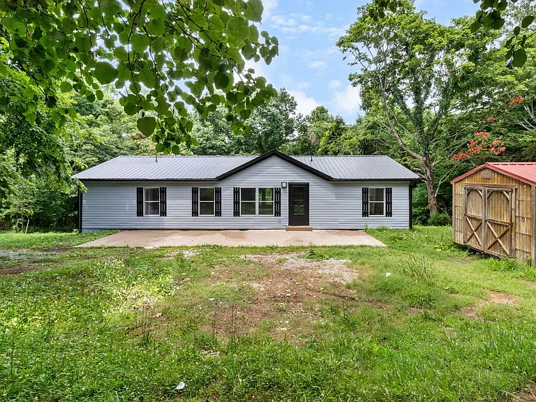 2177 Highway 76 — Photo 2