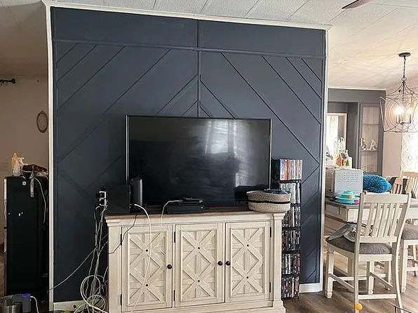 123 Willow Dr, Lake Helen, FL 32744