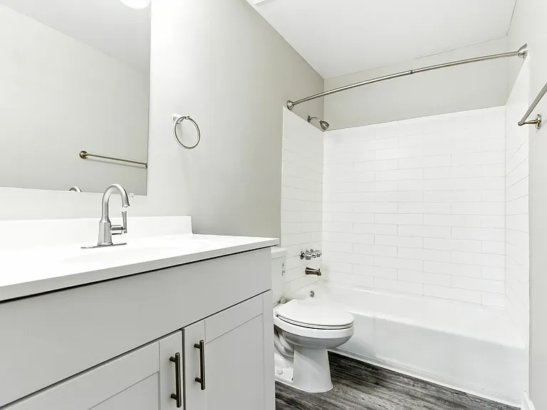 The Rye Apartments — Photo 13