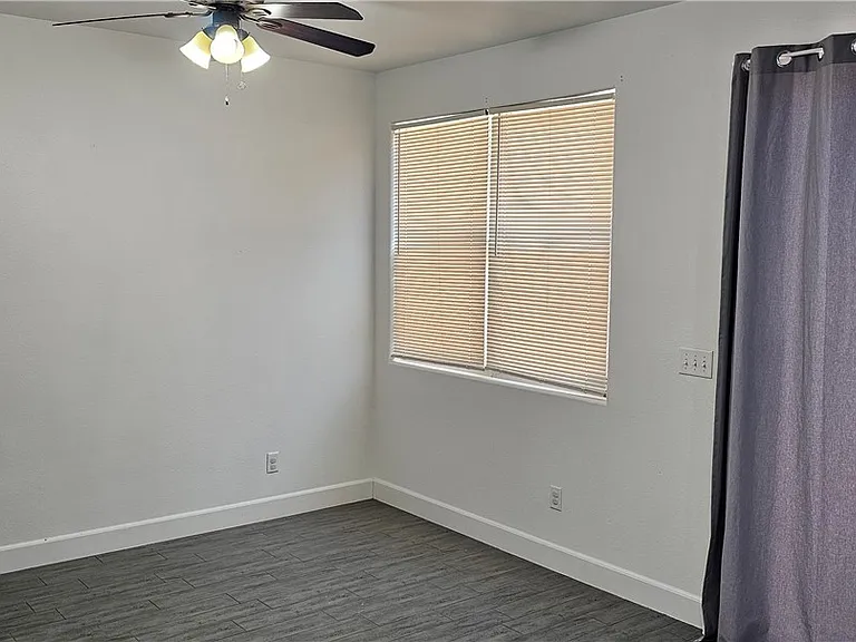 7451 Benlomond Ave — Photo 10