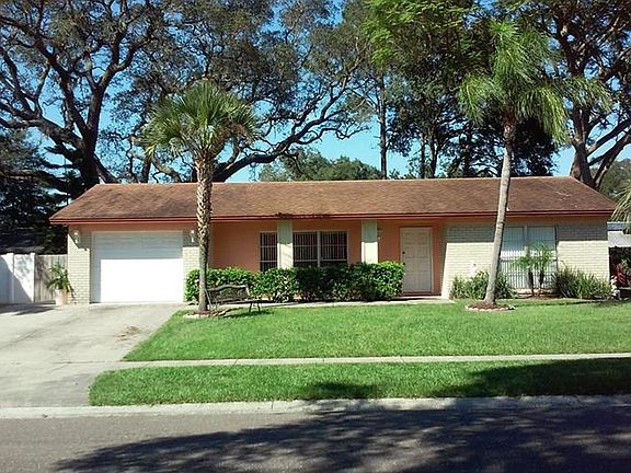 2nd image of 6805 Spanish Moss Cir