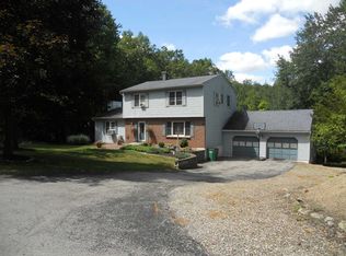 75 Rogers Rd, Hyde Park, NY 12538