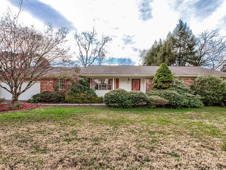 1st image of 837 Dorset Dr