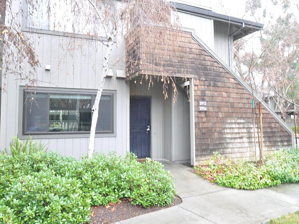1st image of 2904 La Terrace Cir