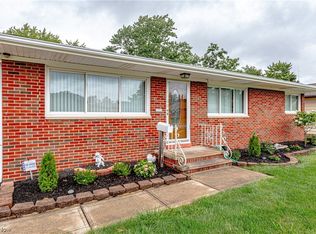7500 Selwick Dr, Parma, OH