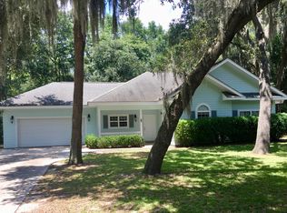10 Sheppard Rd W, Beaufort, SC 29907