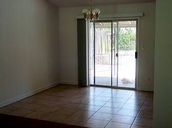 4th image of 1458 Garfield Ct
