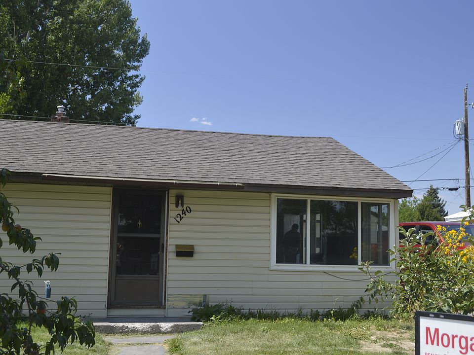 1st image of 1240 Cathryn Ave